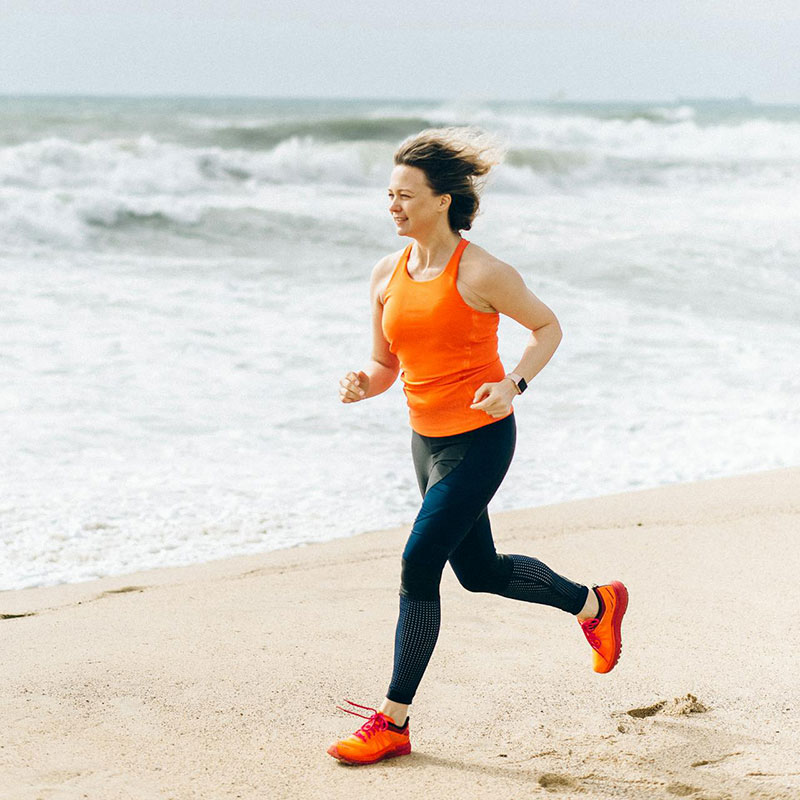 woman-jogging-on-beach